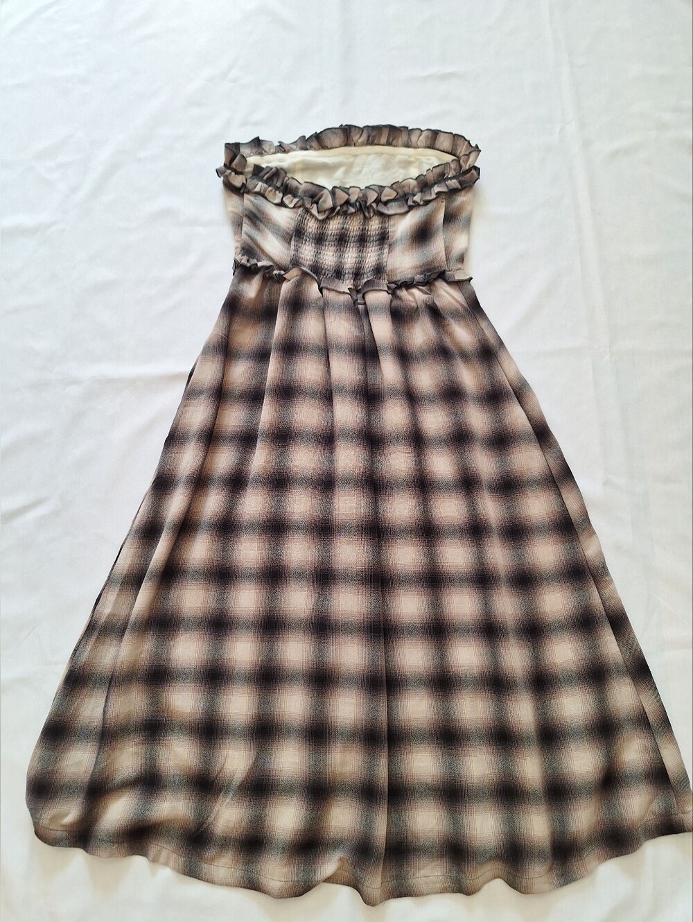 NWOT Kimchi Blue Strapless Plaid Midi Dress in Black and Cream - Picture 3 of 9